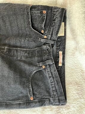 Levi Jeans size 27 straight cut